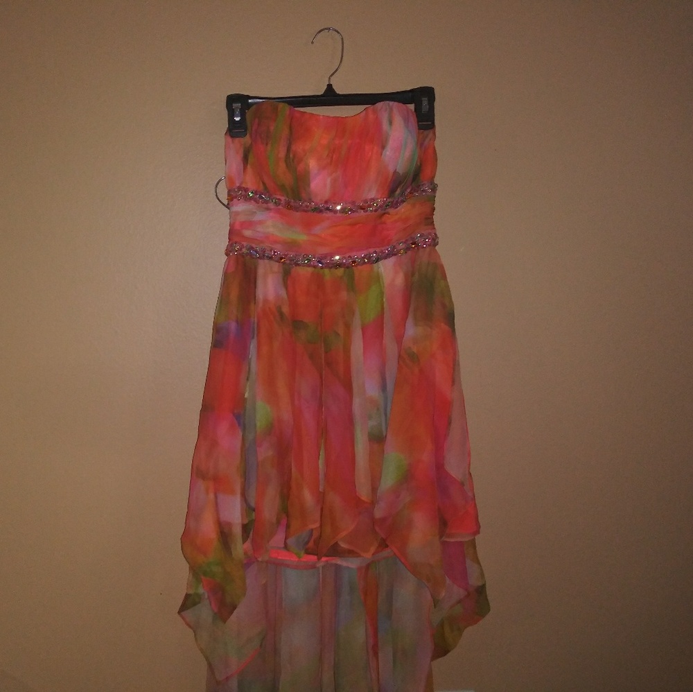 Gorgeous Dress 9/10 hi-lo Flowing Lined